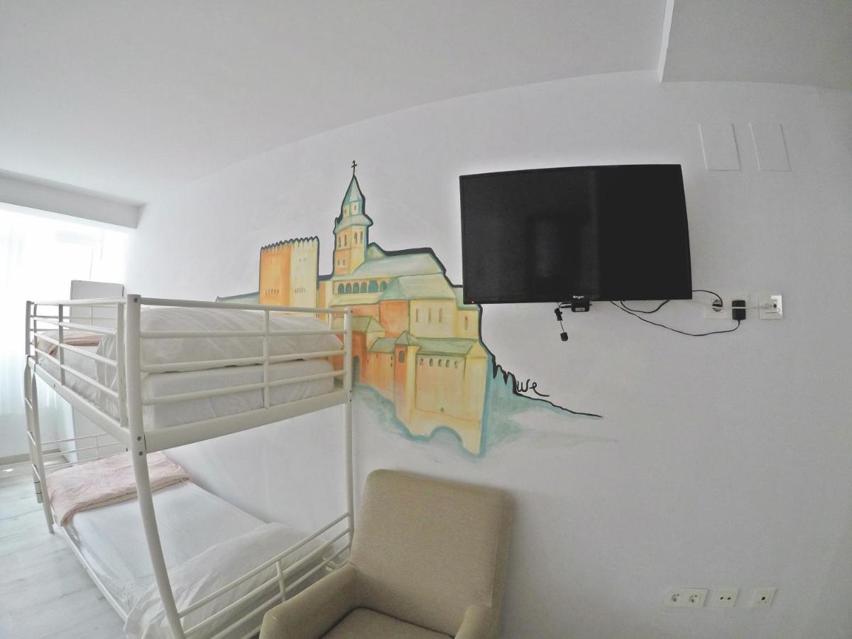 Mesonhomes Suites Center - Stay & Work Granada Exteriör bild