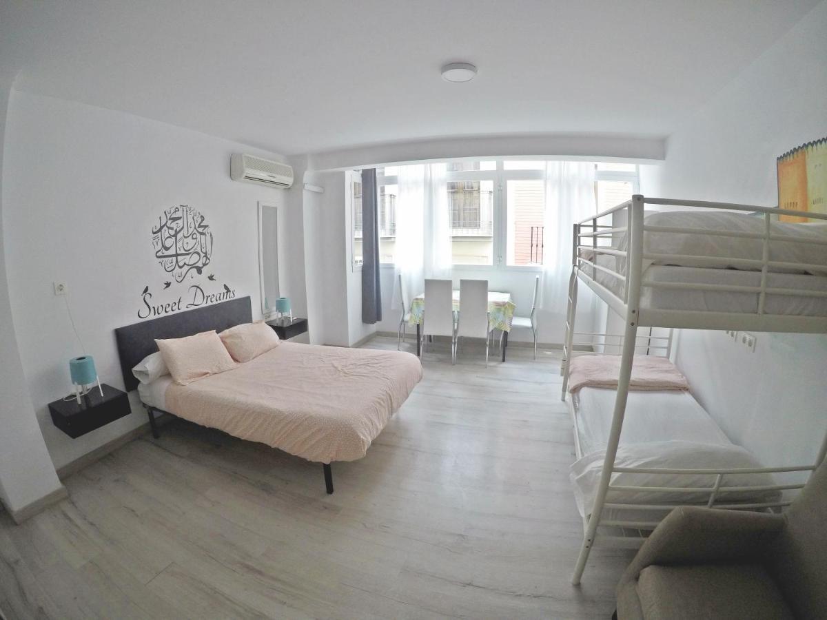 Mesonhomes Suites Center - Stay & Work Granada Exteriör bild