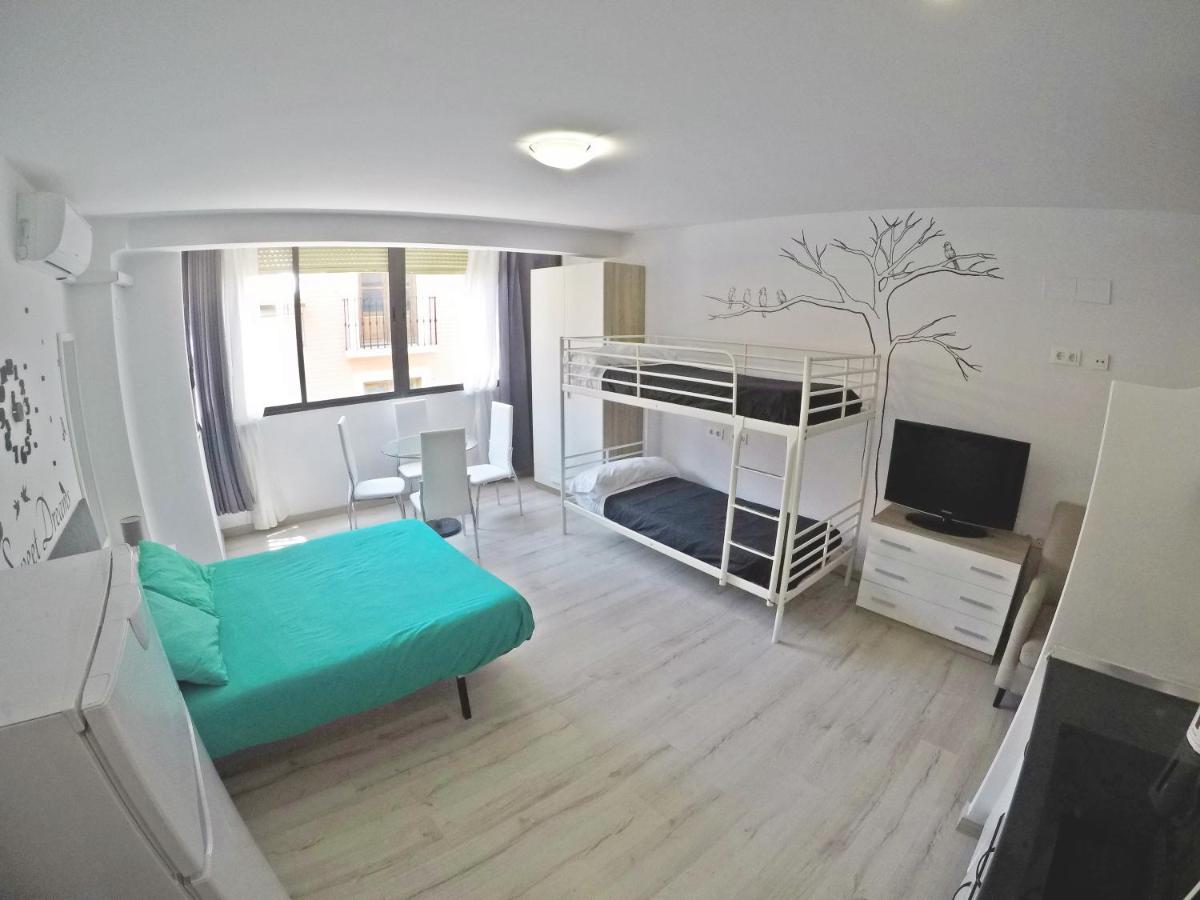 Mesonhomes Suites Center - Stay & Work Granada Exteriör bild
