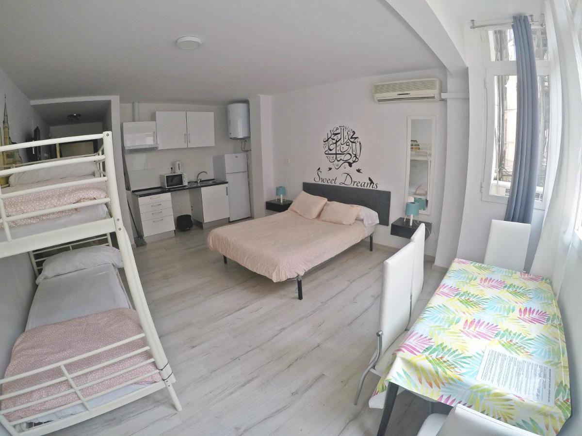 Mesonhomes Suites Center - Stay & Work Granada Exteriör bild