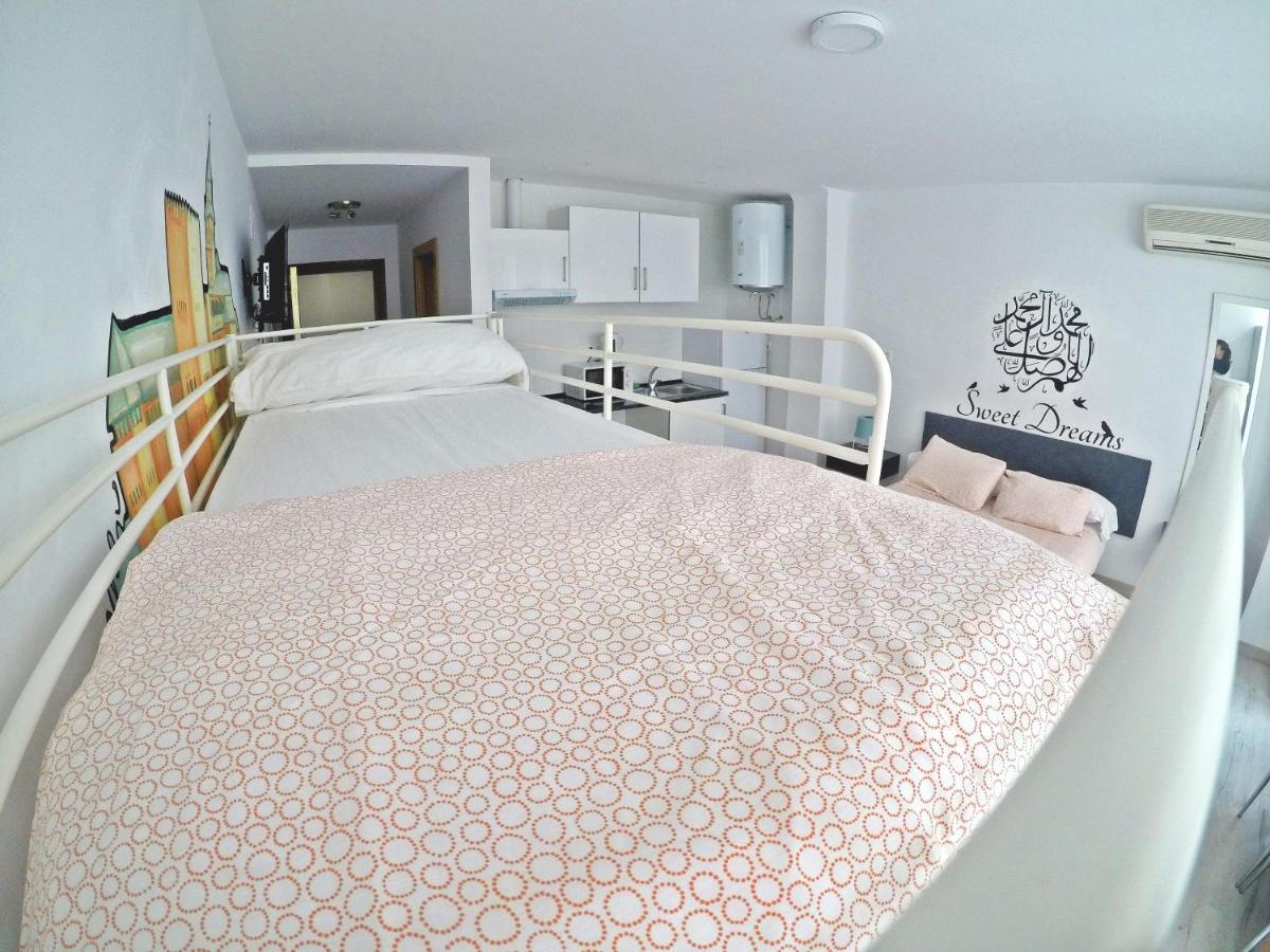 Mesonhomes Suites Center - Stay & Work Granada Exteriör bild